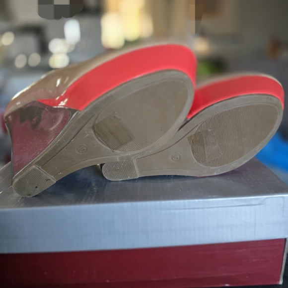 NIB!! Tan and Pink Platform Wedge Heels size 10 - Picture 6 of 8